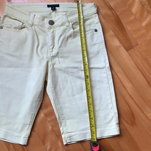 Tommy Yellow Shorts Jeans  🩳 size 2 - Picture 10 of 13
